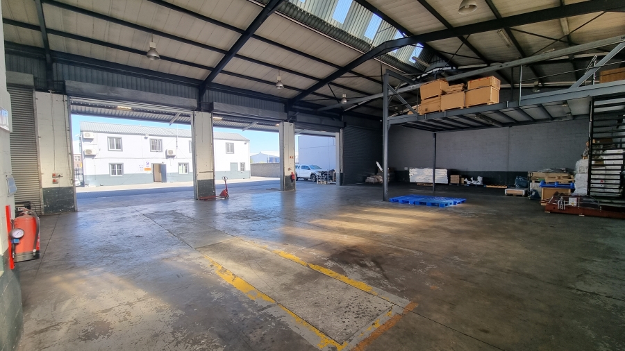 Commercial Property for Sale in Airport Industria Western Cape